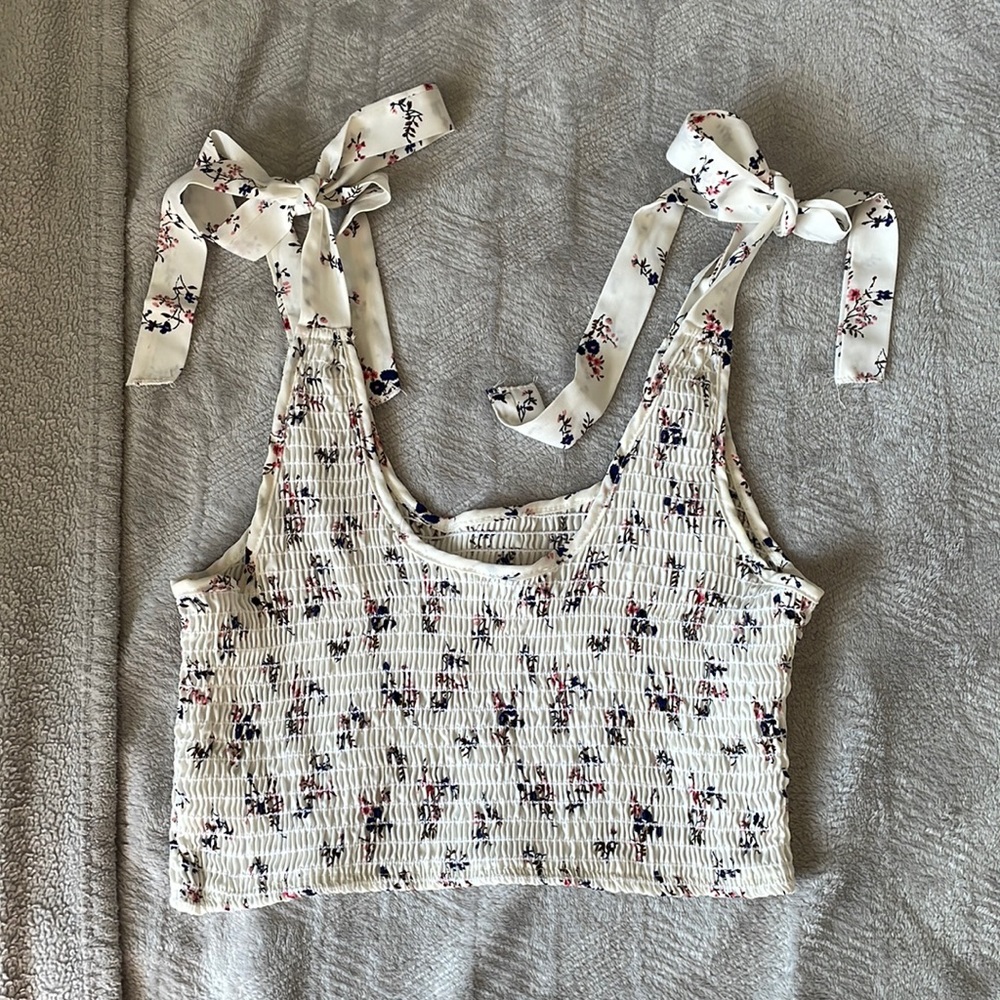 Smocked tank